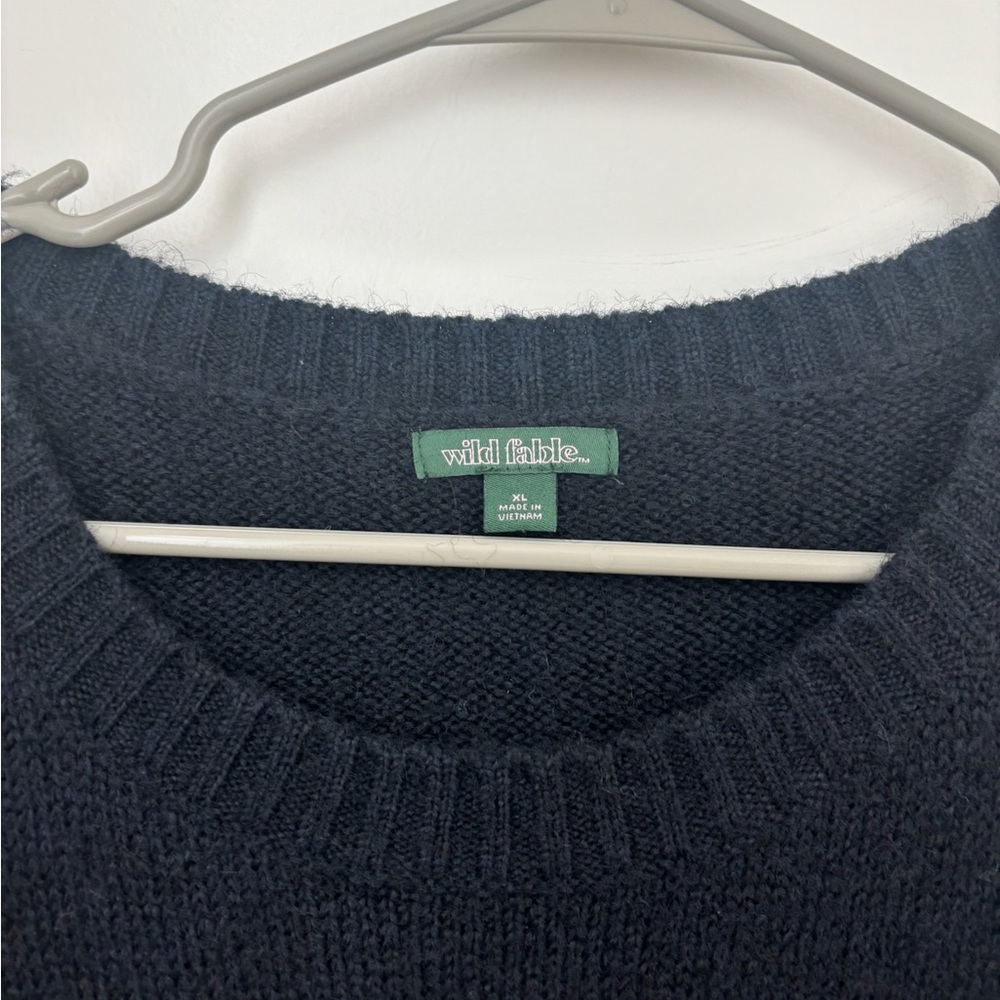 Target Crewneck Pullover Heritage Sweater - Picture 3 of 3